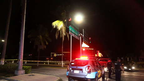 VIDEOS: Fiscalía de Jalisco revela el momento en que empleados limpian escena del crimen tras el asesinato del exgobernador Sandoval en un bar