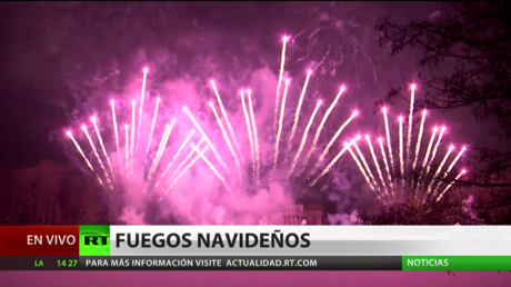 San Petersburgo celebra con luces y fuegos artificiales el festival "Estrella Navideña", este año en formato online