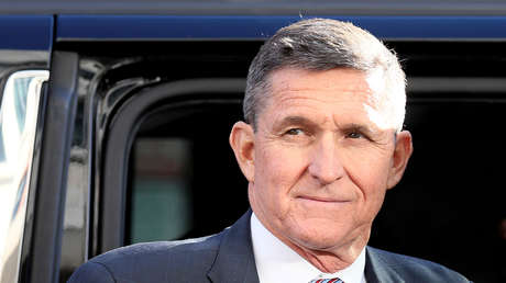 Twitter bloquea las cuentas de Michael Flynn y Sidney Powell por promover contenido difundido por el movimiento conspirativo QAnon