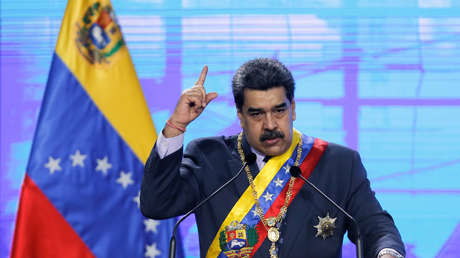 Maduro denuncia un "ataque terrorista" contra un gasoducto de PDVSA que causó "un inmenso incendio" en el este del país