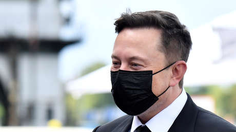 Musk critica a Bezos por su intento de "paralizar" el proyecto Starlink