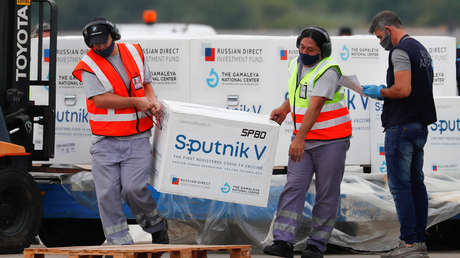 Aterriza en Argentina el vuelo con el tercer cargamento de la vacuna rusa Sputnik V
