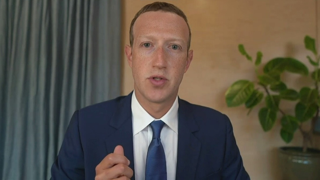 Filtran conversaciones privadas entre Zuckerberg y otros directivos de Facebook en las que admiten que tienen "demasiado poder"