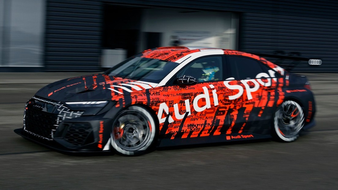 FOTO: Audi presenta su nuevo auto de carreras RS 3 LMS, que podría llegar al mercado a finales de año