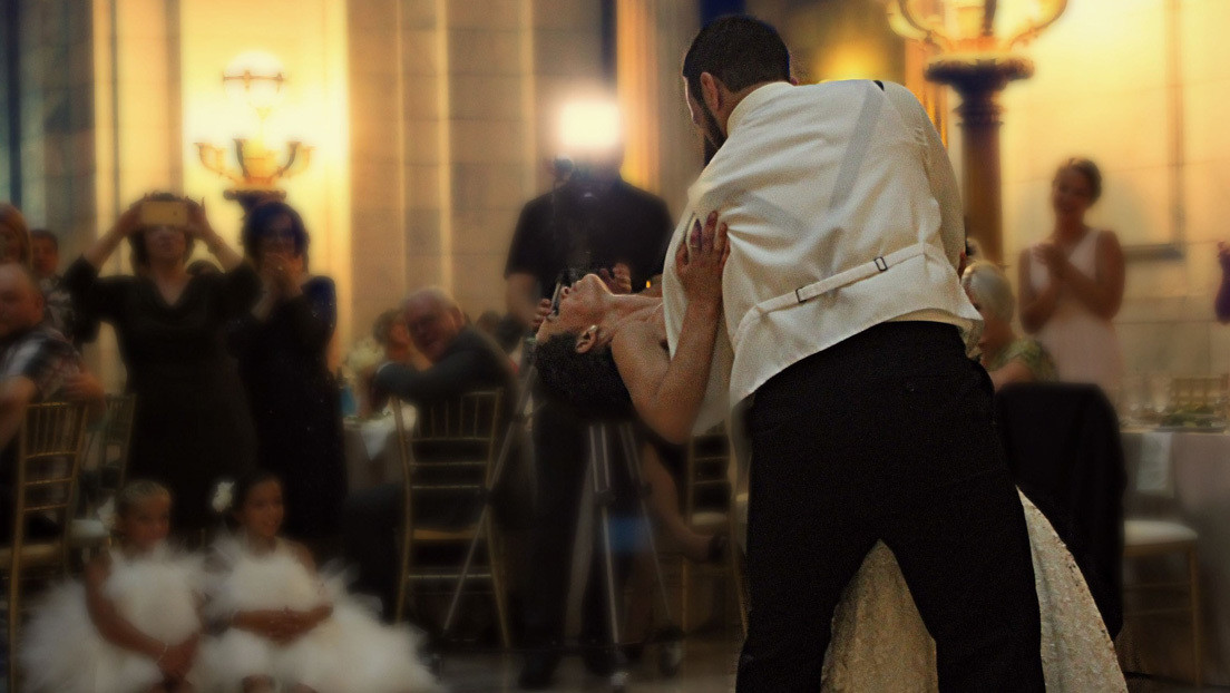 Un video de una boda en el Casino de Madrid con invitados sin mascarilla en plena tercera ola de la pandemia enfada a las redes sociales