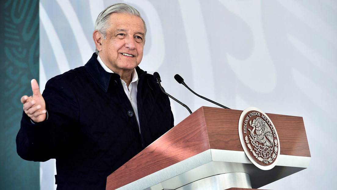 López Obrador se burla de las teorías conspirativas contra la Sputnik V