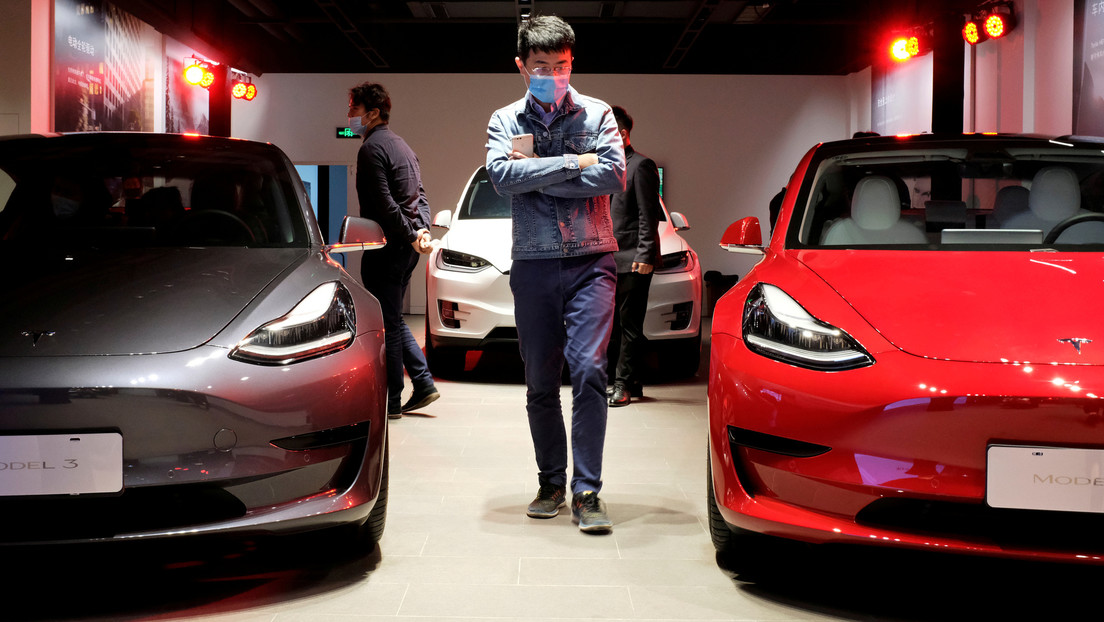 Representantes de Tesla se reúnen con autoridades chinas por denuncias relacionadas con fallas técnicas y mecánicas en sus autos