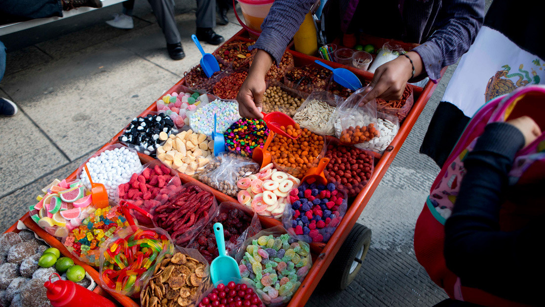 El Senado de México prohíbe la venta de comida chatarra en las escuelas y en sus alrededores