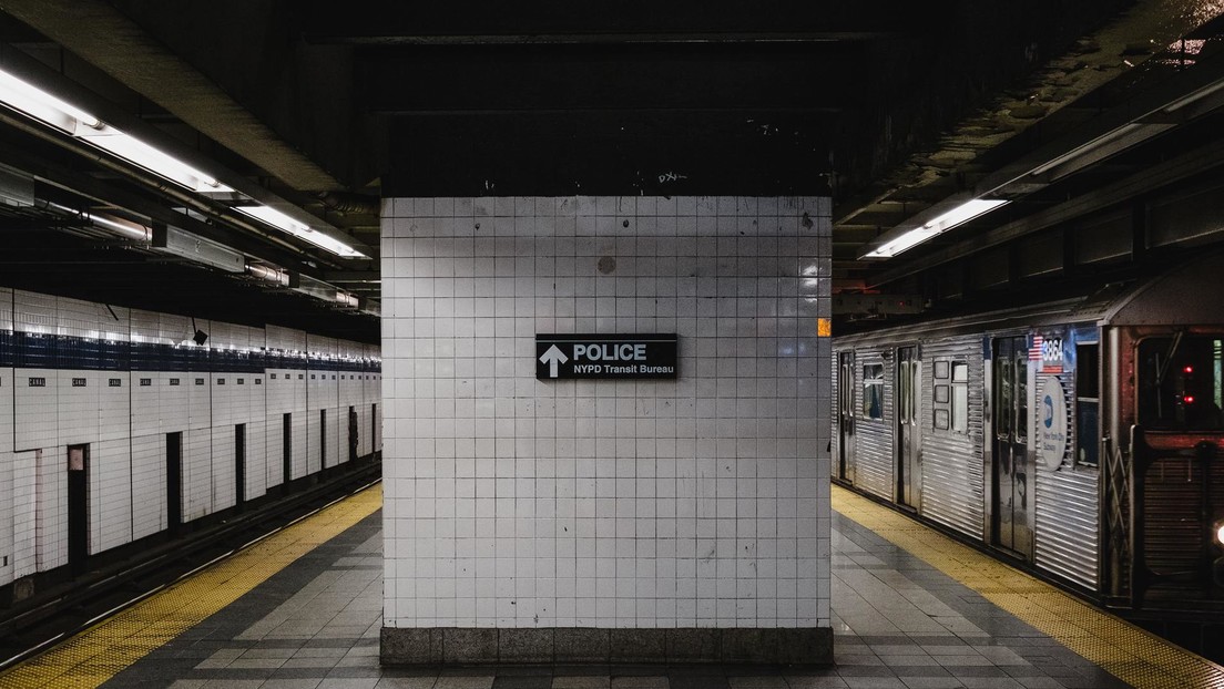 Nueva York aumenta la presencia policial en el metro tras 4 ataques con cuchillo en las últimas 24 horas