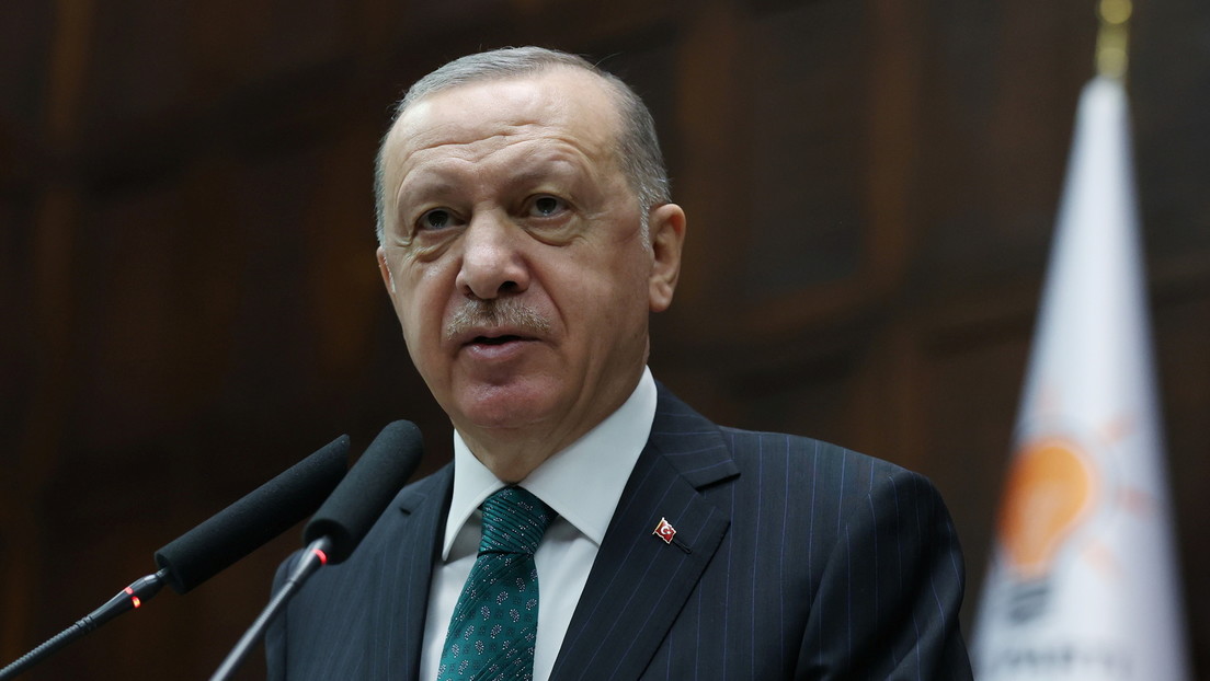 Erdogan acusa a EE.UU. de apoyar a militantes kurdos que ejecutaron a 13 turcos en Irak