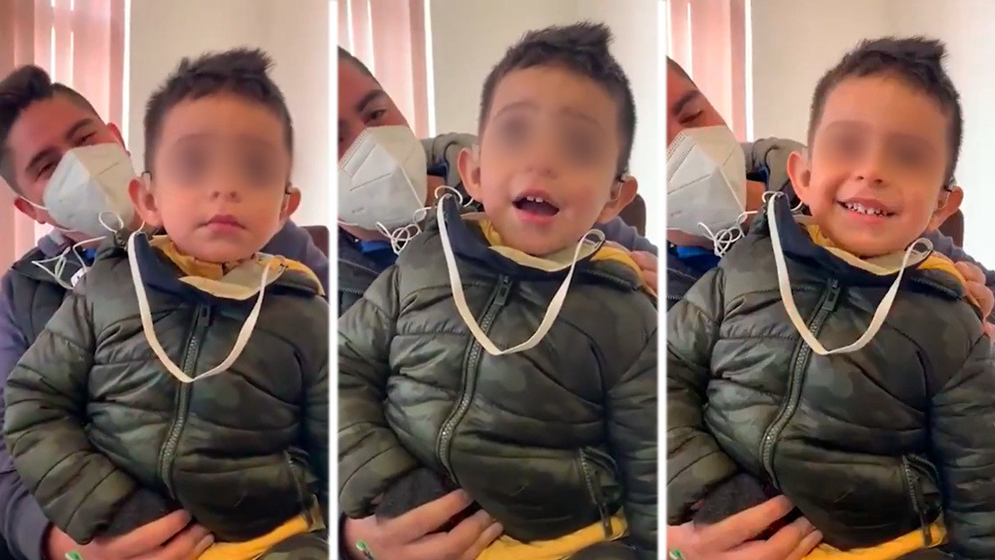 Así reacciona un niño de dos años con discapacidad auditiva al escuchar por primera vez la voz de su padre (VIDEO)