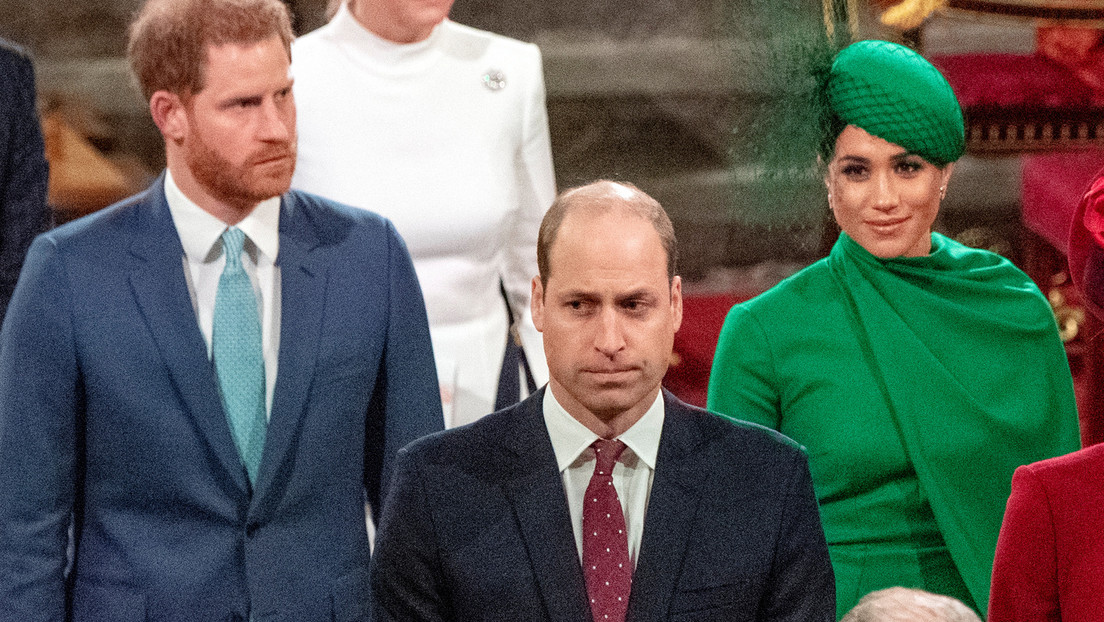 El príncipe Guillermo está "triste y conmocionado" por el comportamiento de su hermano y Meghan Markle