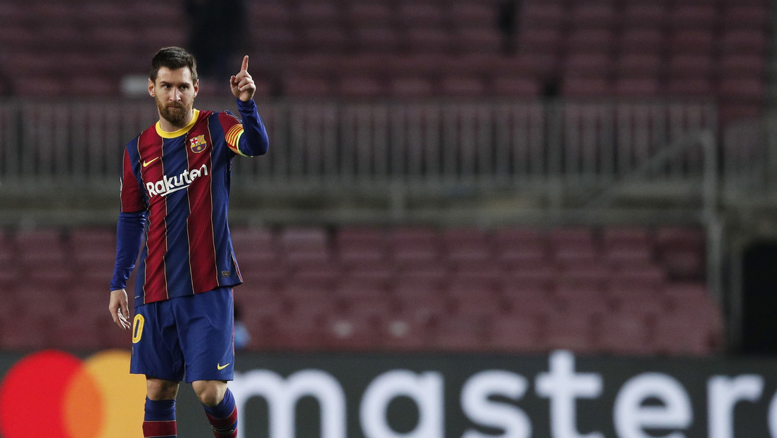Dos goles y una asistencia: noche de ensueño para Messi en la victoria 3-0 ante el Elche que lo deja como goleador y despierta al Barça en La Liga
