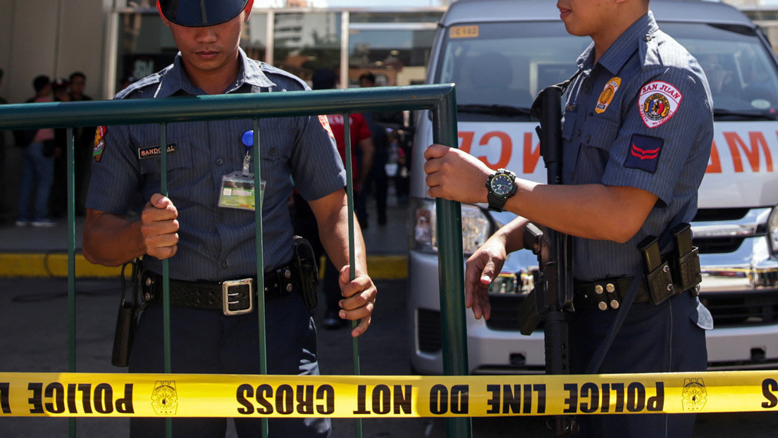 Tres policías y un informante mueren en un tiroteo entre fuerzas de seguridad de Filipinas durante una operación antidrogas
