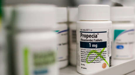 Farmacéutica comercializa por años un medicamento contra la calvicie sin advertir de los informes que lo relacionan con suicidio
