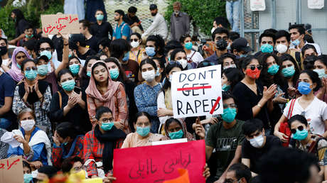 Familiares de una niña de 12 años secuestrada y obligada a casarse denuncian a las autoridades pakistaníes por no actuar contra su captor