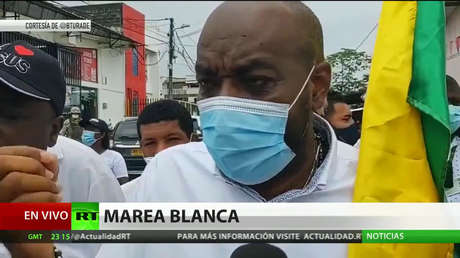 Una cadena humana de 21 kilómetros pide fin a la violencia en Colombia