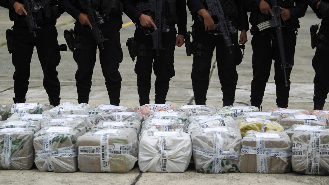 Ecuador incauta más de 430 kilos de cocaína en una avioneta procedente de Centroamérica