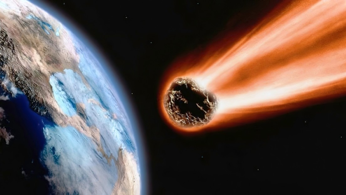 VIDEO: Un meteoro del tamaño de una bola de 'bowling' explota en el cielo tras liberar una energía equivalente a 200 kilos de TNT