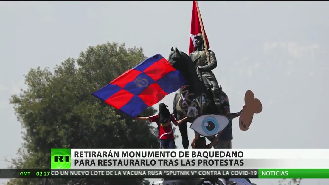 Retirarán en Chile el monumento a Baquedano para restaurarlo tras masivas protestas