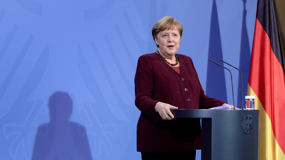 Merkel: Alemania está lista para ordenar la vacuna Sputnik V si el regulador europeo la aprueba