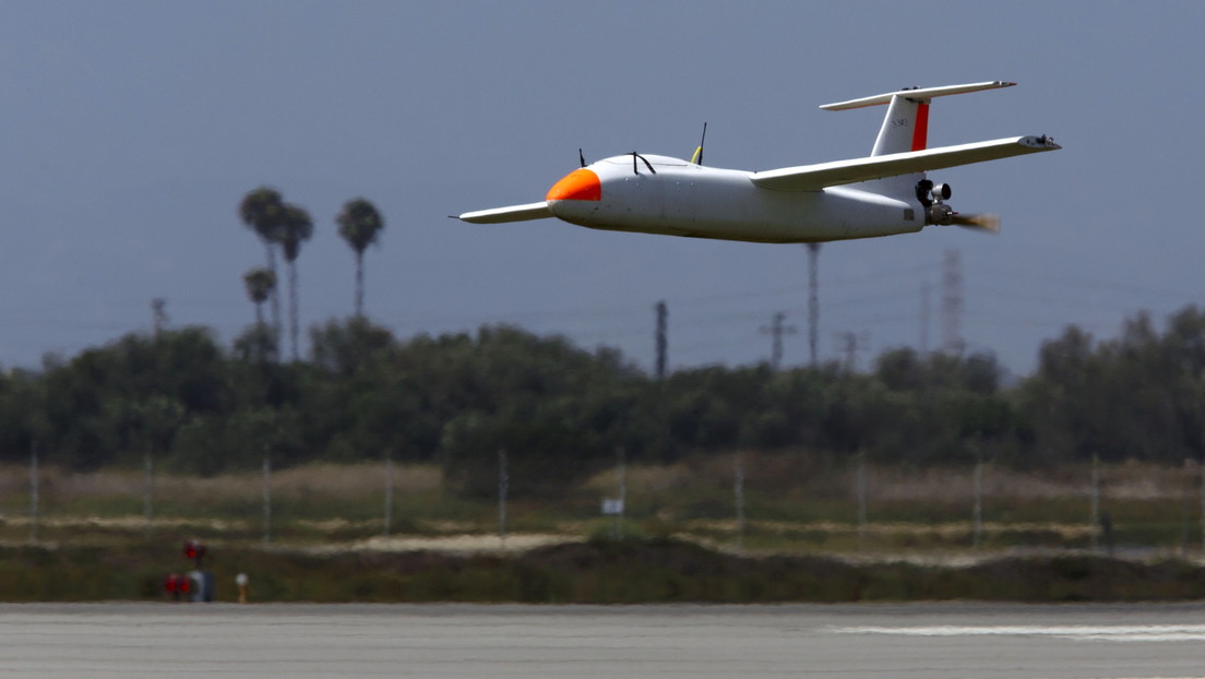 Encuentran en una playa un dron de la Fuerza Aérea de EE.UU. abatido durante un simulacro (FOTOS)