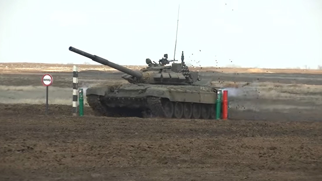VIDEO: Los mejores tanquistas del sur de Rusia compiten en el biatlón de tanques