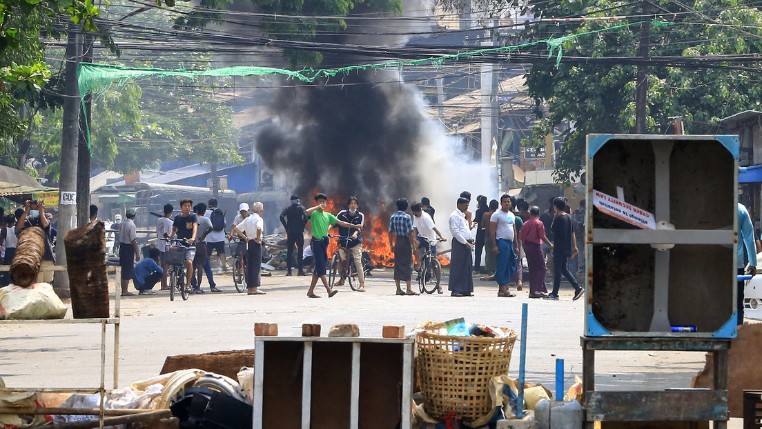Reportan la muerte de más de 90 manifestantes en Myanmar, cifra récord desde que la junta militar tomó el poder