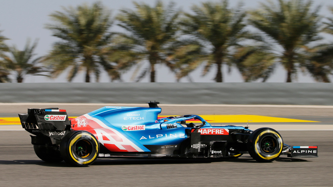 Fernando Alonso abandona su carrera de regreso a la F1 debido a un insólito objeto que causó problemas en su coche