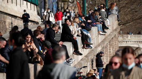 OMS: Es "prematuro" e "irreal" creer que el covid-19 será contenido este año