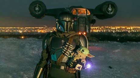 FOTOS: Construyen en Siberia una réplica de la nave estelar de la serie 'The Mandalorian'