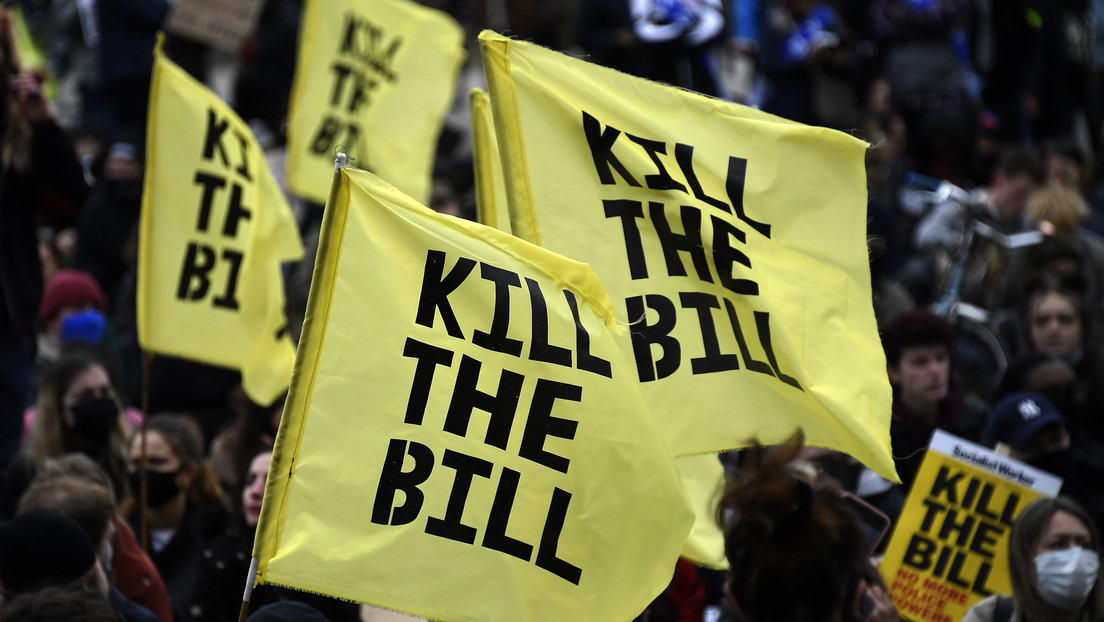 'Kill the Bill': Británicos marchan contra el proyecto de ley 'antiprotestas' (VIDEOS)