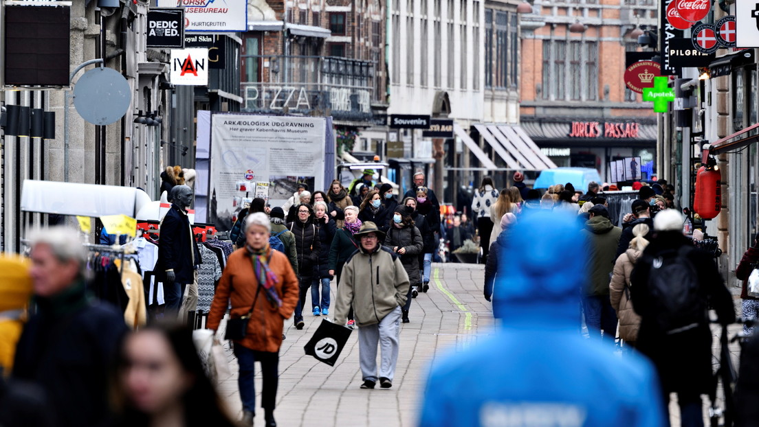 Dinamarca contra los guetos: busca imponer un límite del 30 % por barrio para los residentes "no occidentales"