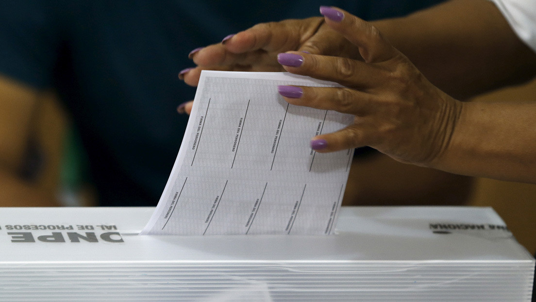 ¿Por qué los peruanos en Venezuela no podrán votar en las elecciones para elegir al presidente de su país?