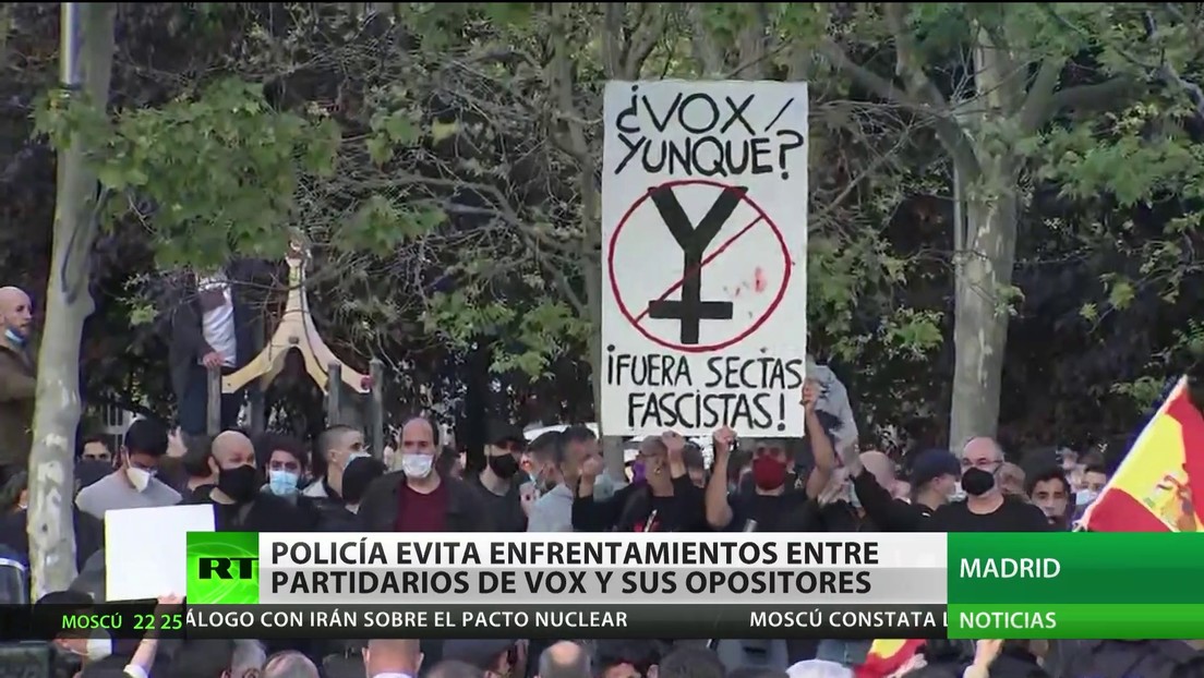 La Policía evita enfrentamientos entre partidarios de Vox y sus opositores en Madrid