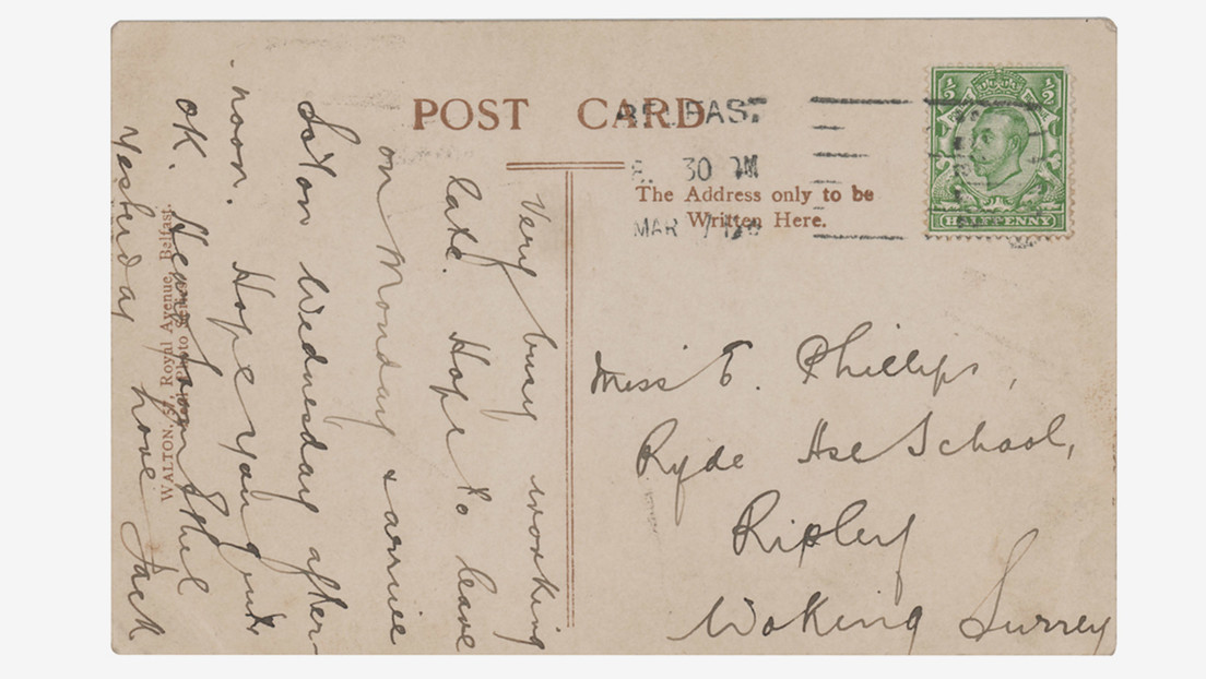 "Con amor, Jack": ponen a subasta una "excepcional" postal firmada por un héroe del Titanic días antes de su hundimiento