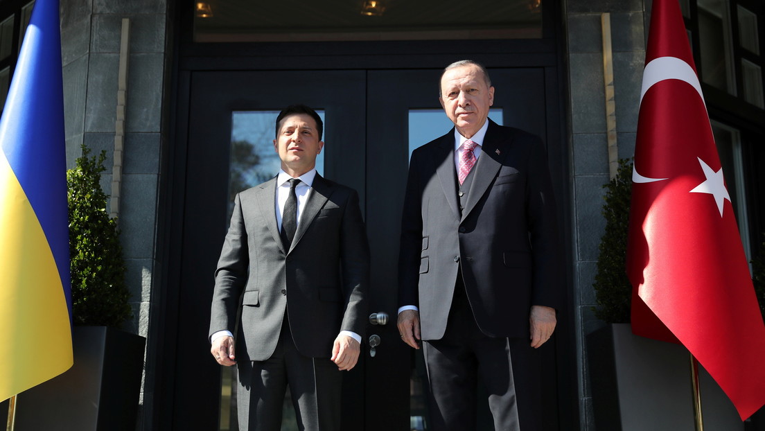 Erdogan se pronuncia en apoyo de los acuerdos de Minsk para resolver la situación en Donbass