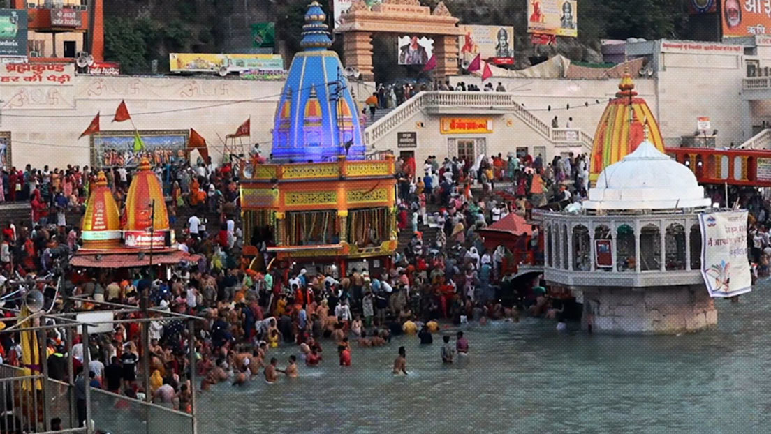Más de 1.000 personas dan positivo al covid-19 en 48 horas durante un multitudinario festival religioso en la India