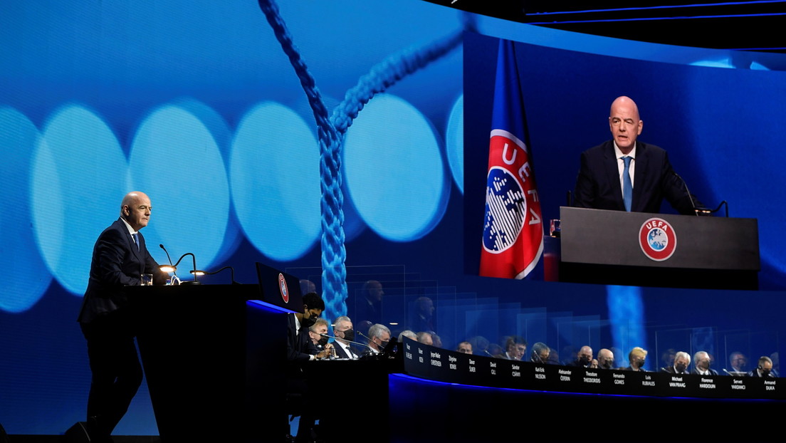 Todas las 55 federaciones integradas en la UEFA aprueban por unanimidad una declaración contra la creación de la Superliga