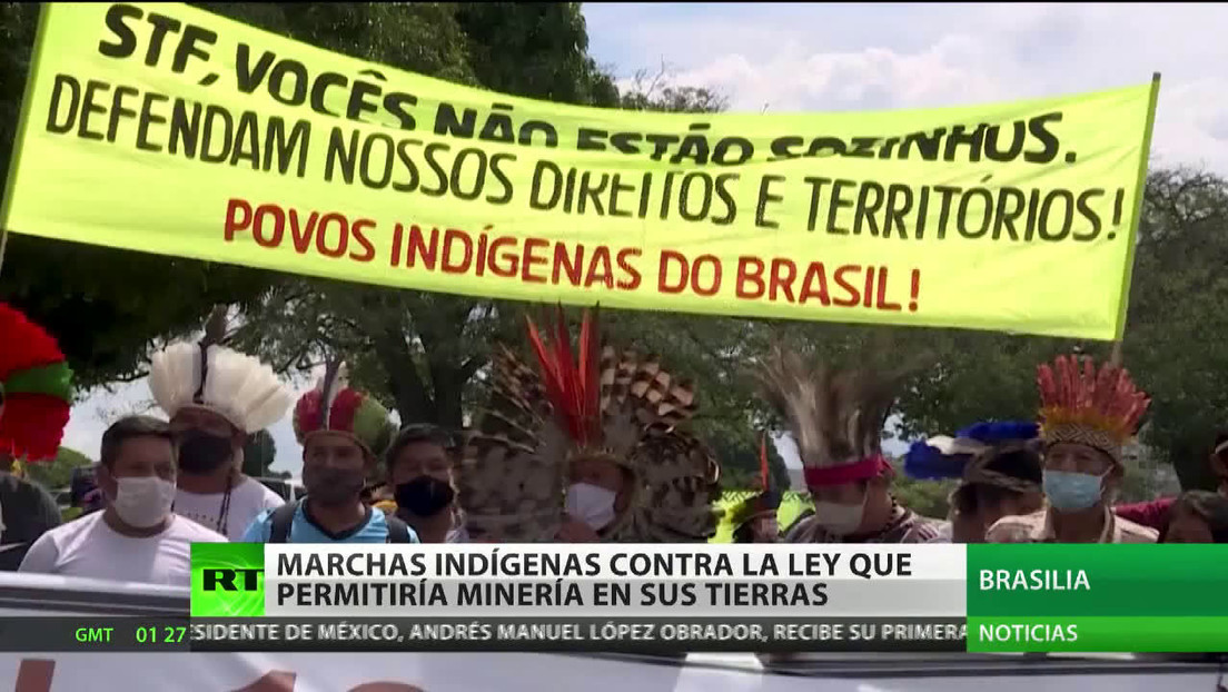 Marchas indígenas en Brasilia contra la ley que permitiría la minería en sus tierras