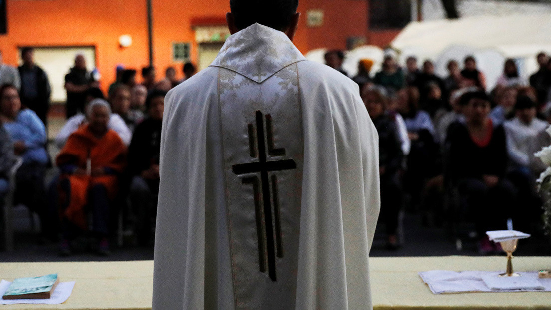 La Iglesia española admite por primera vez 220 denuncias a sacerdotes por abuso de menores desde 2001