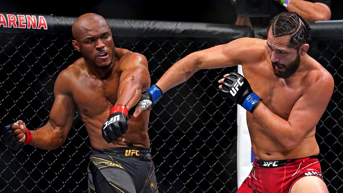 Kamaru Usman gana por nocaut a Jorge Masvidal y defiende su título de peso wélter de la UFC (VIDEO)
