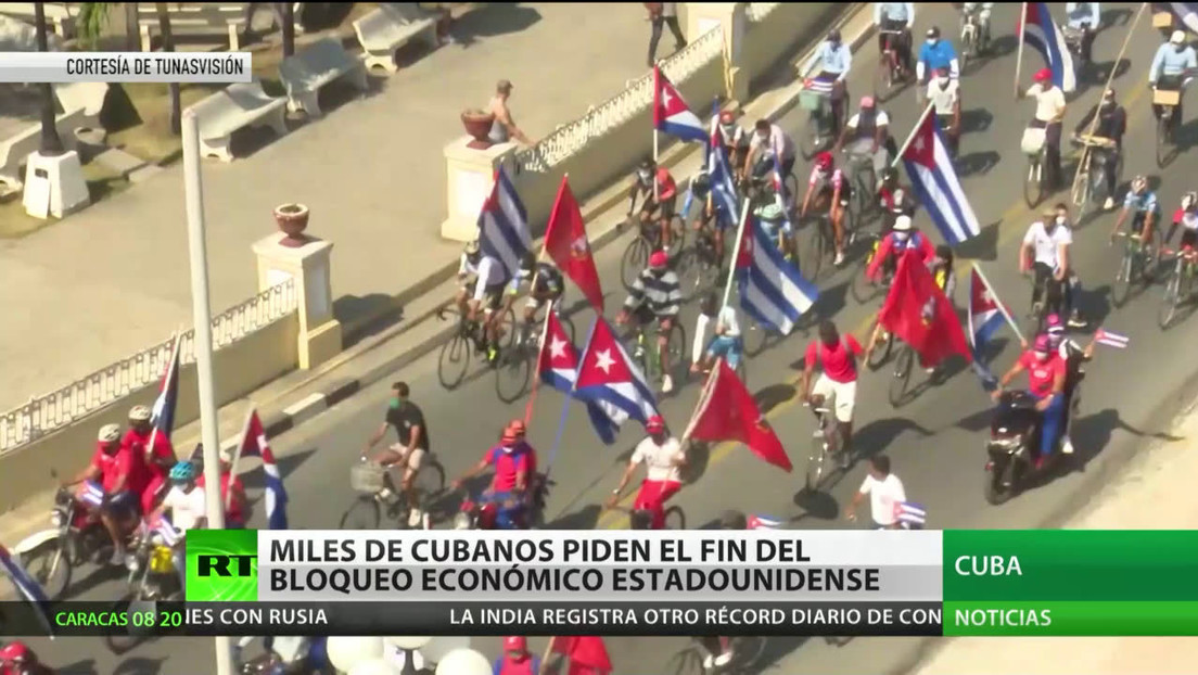 Miles de cubanos salen a la calle para pedir el fin del bloqueo económico estadounidense