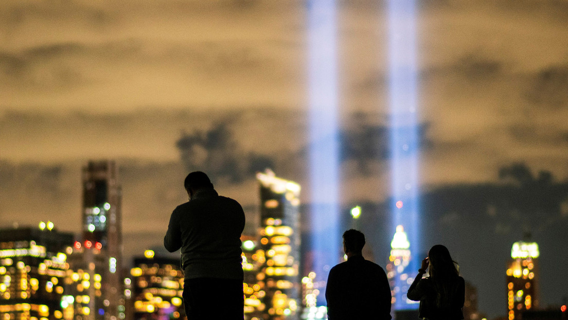 Joven encuentra en un álbum familiar fotos nunca antes vistas del atentado del 11 de septiembre