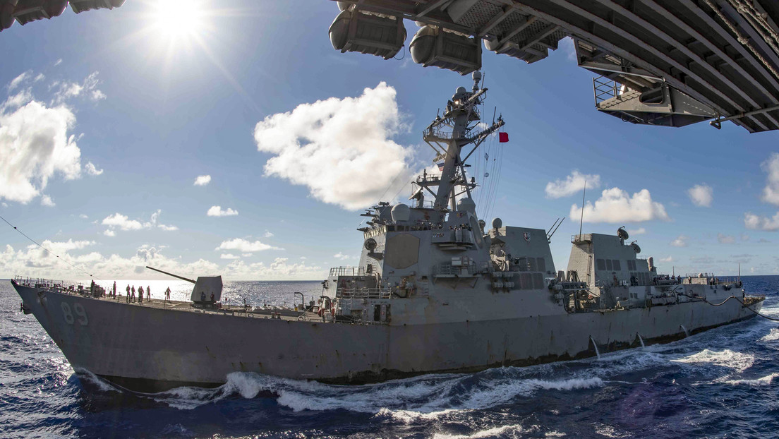 China denuncia que un destructor de EE.UU. "interrumpió gravemente" unos ejercicios de sus buques de guerra