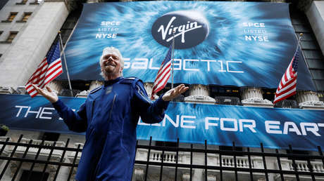El multimillonario Richard Branson vendió parte de sus acciones de Virgin Galactic por 150 millones de dólares