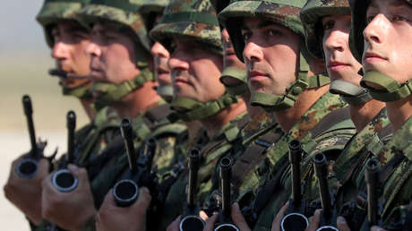 VIDEO: Fuerzas de Defensa de Serbia simulan la liberación de un autobús 'secuestrado' por terroristas