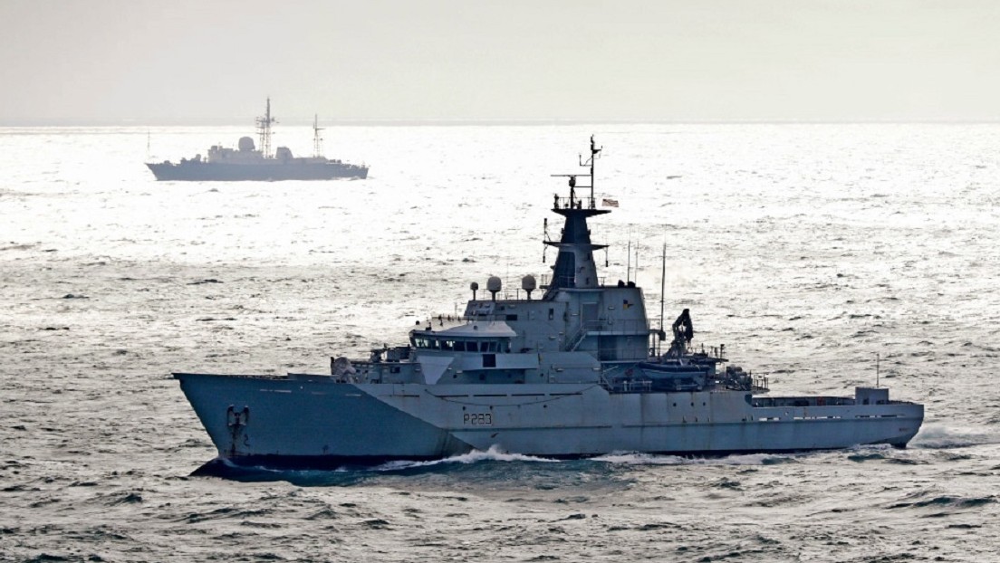 El Reino Unido enviará 2 naves militares al canal de la Mancha luego de las amenazas de Francia de dejar de suministrar energía a una isla en la zona