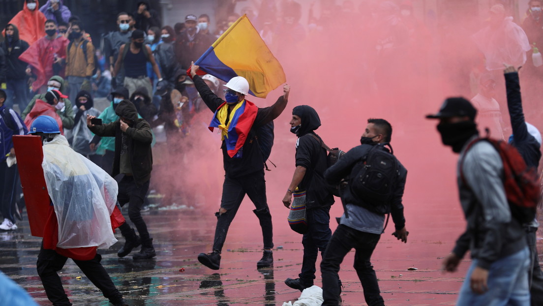 La Fiscalía de Colombia imputará a agentes de la Policía Nacional por tres homicidios durante las protestas