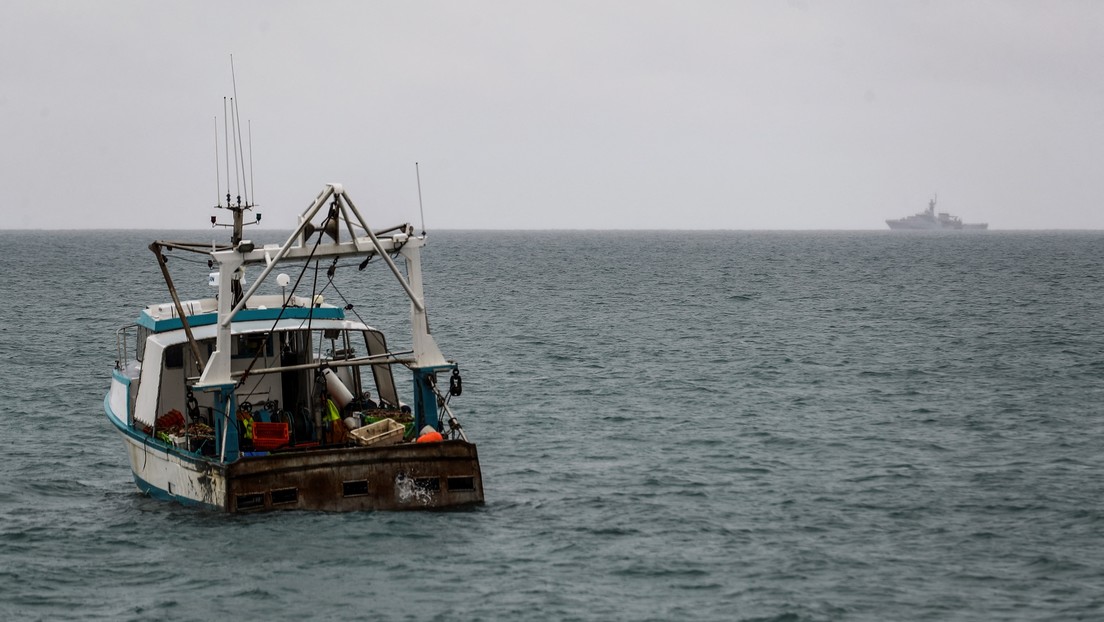 El Reino Unido retira los buques que había enviado a aguas de la isla de Jersey en medio de las tensiones con Francia por los derechos de pesca